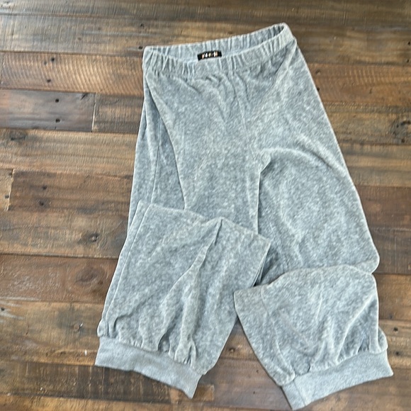 Kondi MATCHING SET. S Raglan Top & XS Harem Pants in Grey Heather Velour - Picture 8 of 10